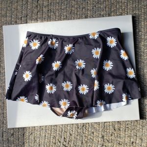 Kortni Jeane Daisy Skirt